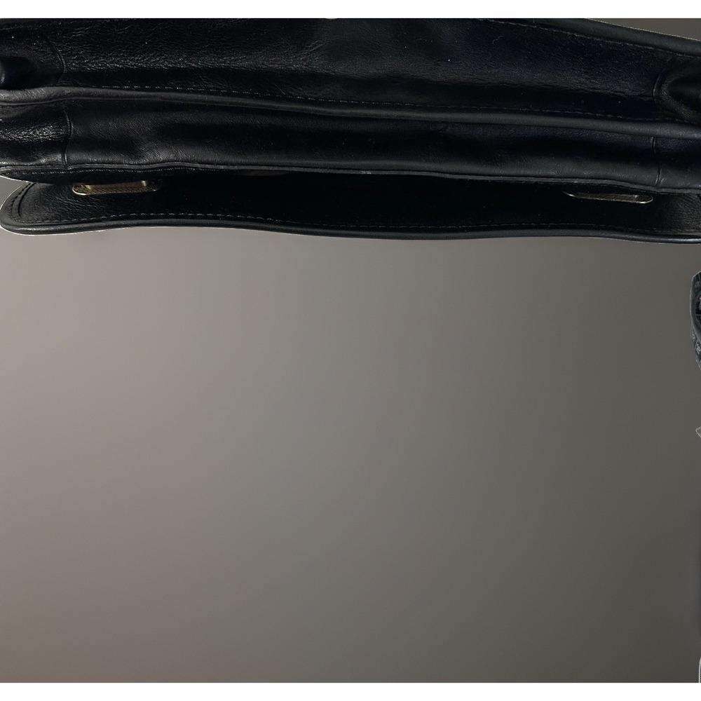 Italian Leather Briefcase Black Made In Italy Laptop Bag Missing Strap GUC - Picture 11 of 13